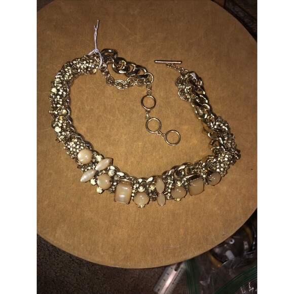 STELLA & DOT Gold Tone Statement Necklace Flowers & Rhinestones Stunning - Picture 3 of 12